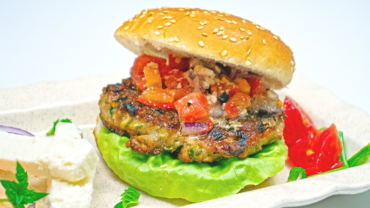 chicken burger, mediterian burger, burger-5270139.jpg